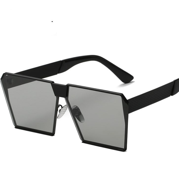 HB Polarized Ladies Squared off Fashion Sunglasses