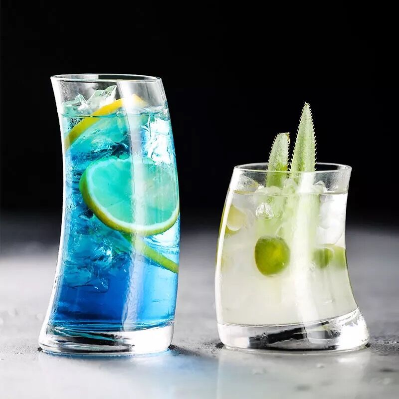 Crescent Shaped Glass Cup – Elegant Modern Drinkware
