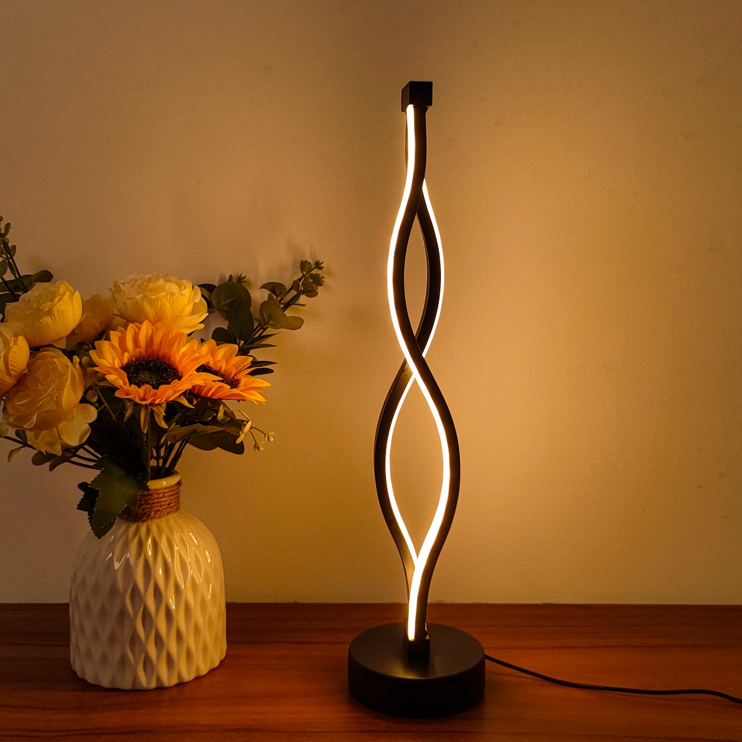 Minimalist Twig-Styled Lamp